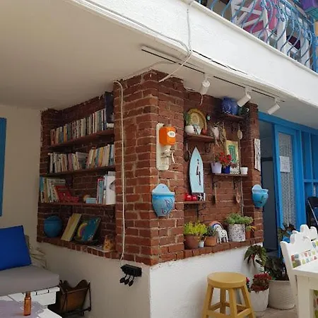 Bed and breakfast Eleni Seferihisar